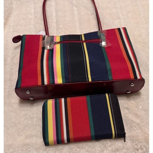 Stripe Multicolor Shoulder Bag 11x7x3 Zipper Close Inner Pockets Matching Wallet - Picture 1 of 16